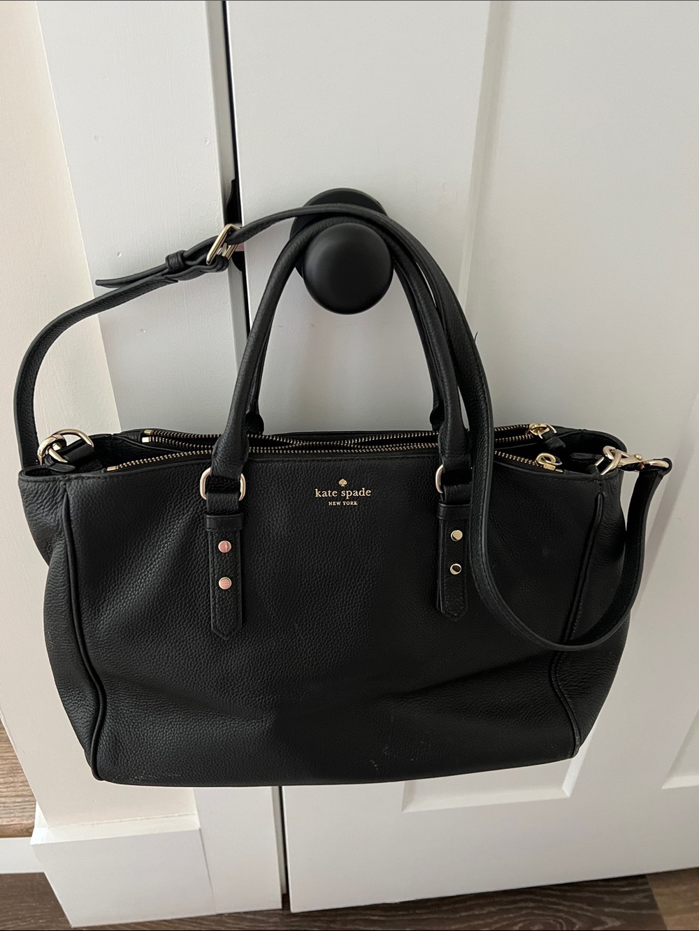 Large kate spade black pebbled leather shoulder satchel purse handbag